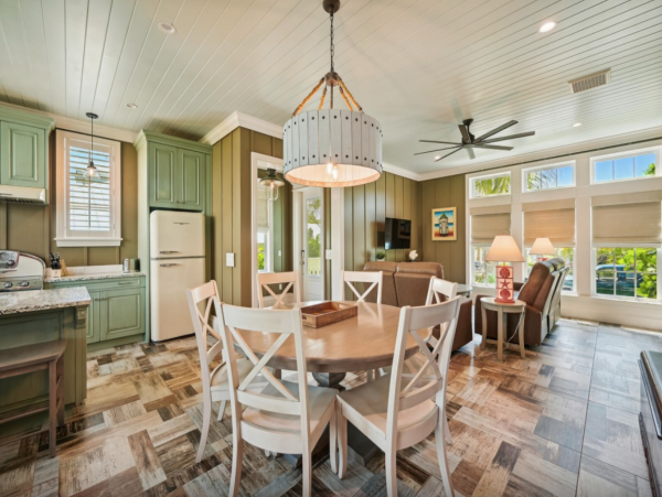 Anna Maria Island Holmes Beach Home 1010985